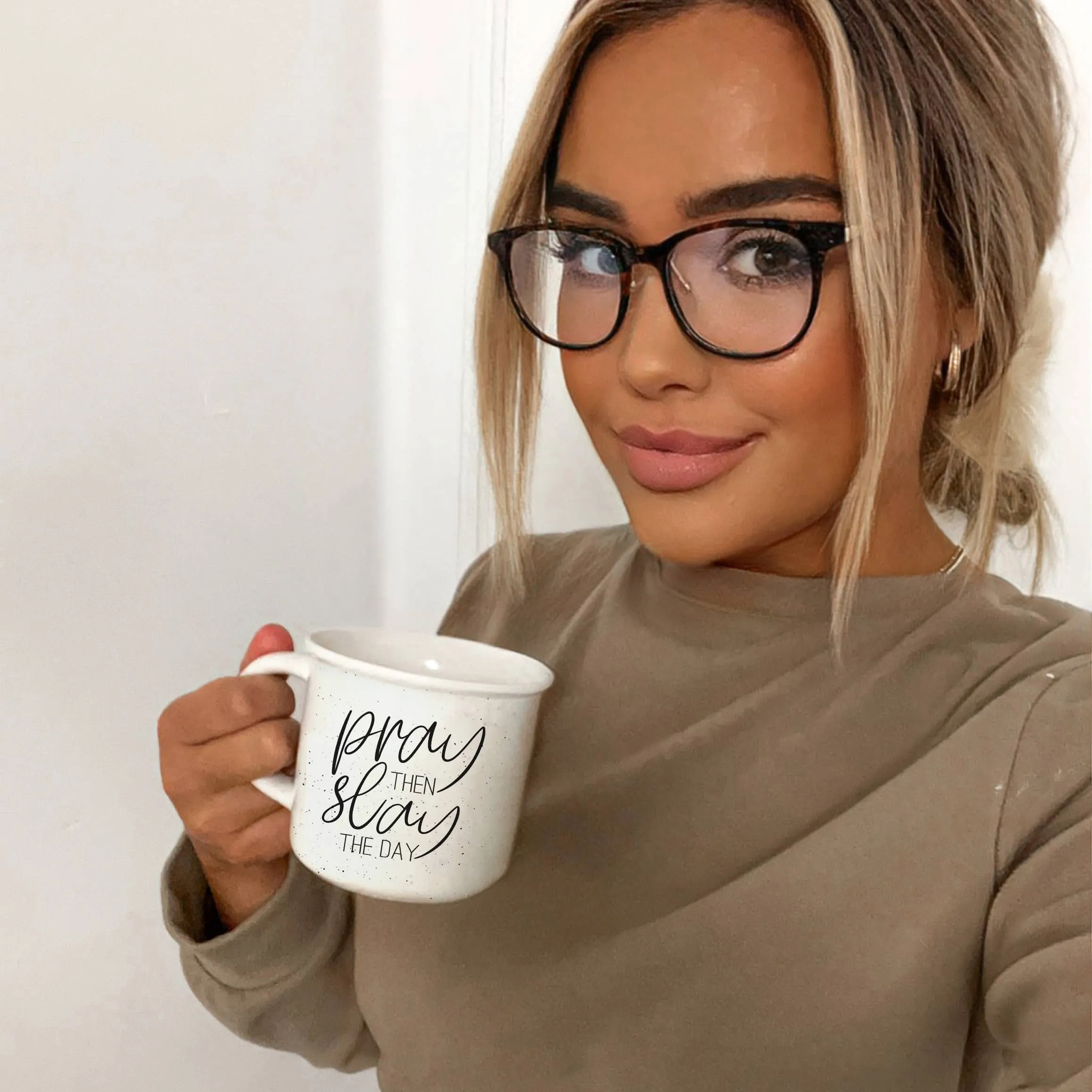 Coffee Mugs With Funny Sayings, Modern Drinkware Ceramic: Don't bug Me yet